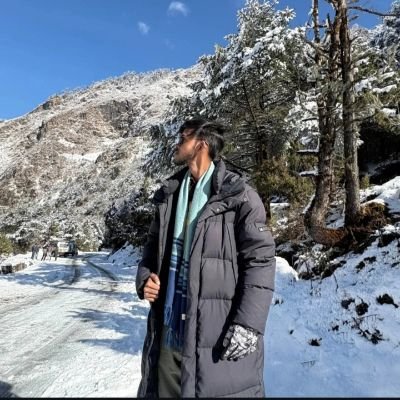 GenauraG's profile picture. trying to find the logic of life..🫡
software developer, 
SWE Aspirant | MERN | Building projects | Open to opportunities