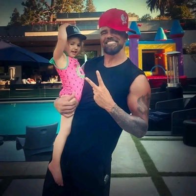 shemarmoorxfr's profile picture. 