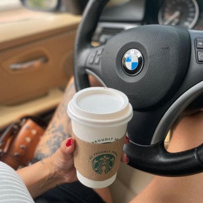 kafeinsevenler's profile picture. 