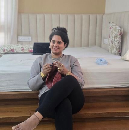 SneRaghu's profile picture. pOsitiVe vibEs oNly ✨️