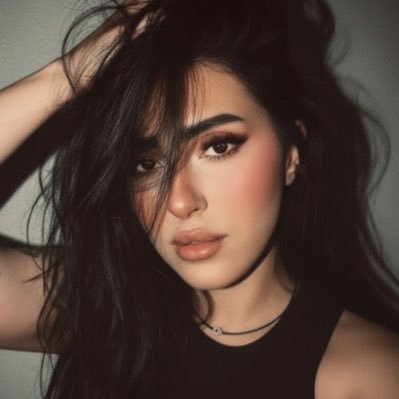 kittenbutpsycho's profile picture. digital junk drawer.