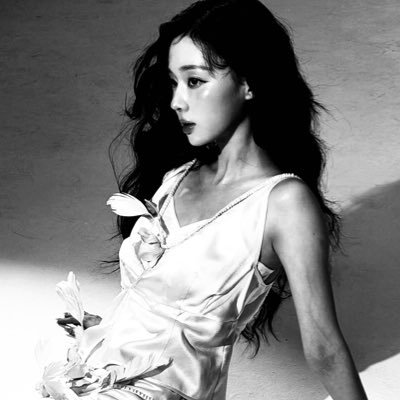 winterhellick's profile picture. loyal dog @sylucex