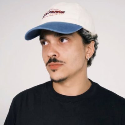 comentojn's profile picture. Apenas minha opinião mesmo!