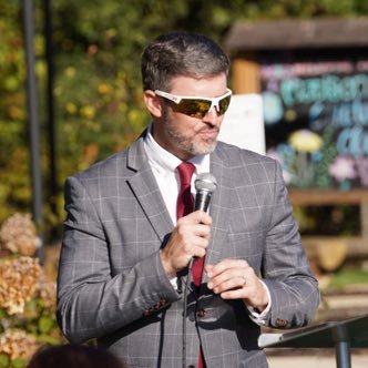 brian_givens84's profile picture. A husband, dad, Christan School Elementary Principal, Kerusso brand ambassador, and a follower of Jesus Christ.