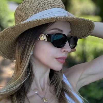 TinyBunny992's profile picture. If I block you, please don't draw flattering conclusions; I'm busy and you're an idiot🤷‍♀️