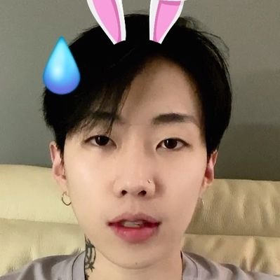 S3Attle2bunny's profile picture. 범..이라는남자 fan account