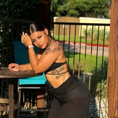 Extleah2's profile picture. Content Creator