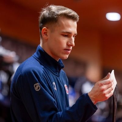 Krest507's profile picture. ☦️  #gohabsgo Sasha Barkov & Ivan Demidov 93 enthusiastic Real Madrid CF x15 🏆