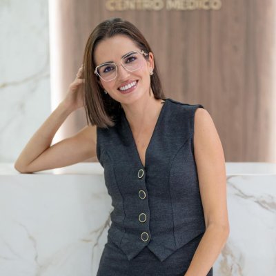 Carmen19880808's profile picture. Cosmetic Dentist 💉  Specializing in veneers and hyaluronic acid treatments 💎👄🎓  Non-partisan, atheist, no explicit DMs.