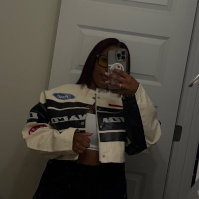 kweeeeen__'s profile picture. jmu alumna. vsu alumna.