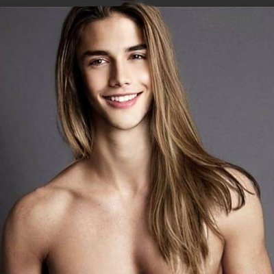 fabien307981191's profile picture. Prático MMA, formado em direito    , trilha de moto motocross surf  rock  Real Madrid ,aqui para expressar o que  penso e não  agradar  ninguém