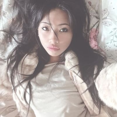 Amberrimd's profile picture. 'Just like chet I tend to fall in love too easily' | she/her | minor! 🍂🍁 #911twt #buddie #parasocialforrach
'with you, with them.' m/w liyebubu