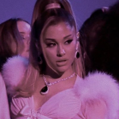 spuffylovebot's profile picture. i saw rachel zegler perform pure as the driven snow live ⧗