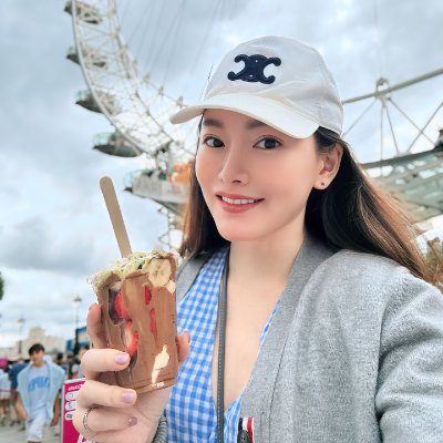 AnnaArya85's profile picture. Mindset determines happiness; a smile warms the years. Live to become the most beautiful scenery. I enjoy traveling, exercising, beaches, and reading.