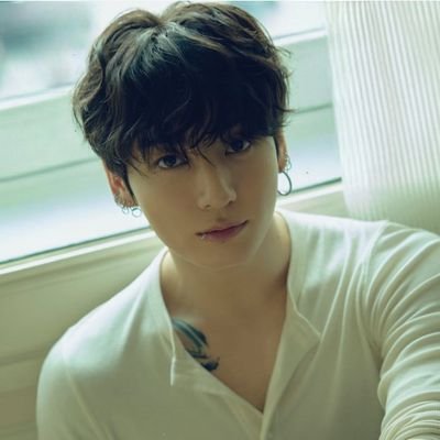 PriaoPoo's profile picture. ✿ ɪ ᴀᴍ ꜱᴛɪʟʟ .⋆ ⚘⚘ 🅑🅣🅢 ⸝⁠⸝ 방탄소년단 ♡⁠˖ ᴊᴜɴɢᴋᴏᴏᴋ♕ ❣ ᴏᴛ⁷ ʚɞ ɪ ᴘᴜʀᴘʟᴇ ʏᴏᴜ 💜 ❥ @BTS_twt ♡ 아포방포 ♡ ᴀʀᴍʏ ғᴏʀᴇᴠᴇʀ ʙᴀɴɢᴛᴀɴ ғᴏʀᴇᴠᴇʀ ♡ #ppxjkreview ♡
Fan account .｡ꕤ