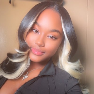 abarbydolll's profile picture. 