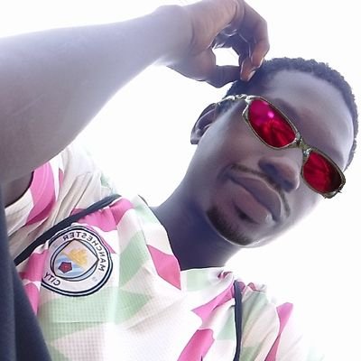 Heis_Victor93's profile picture. Man City💙⚽ +Life +Memes + Random thoughts.