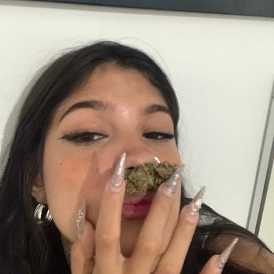 bsublime_'s profile picture. me contradigo, yo me transformo!