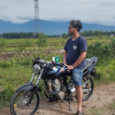 YuehanRedo303's profile picture. 