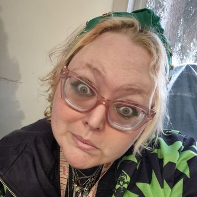 Neverwillfall16's profile picture. Don't give up,💎Ē on being !🖤Amazing, life is all about outdoing yesterday... #eclecticvibes💙🎶±1Vē🍭°Ē🧁🥑🧀🥶🍰💄🥑🧃🍬🖤±1Vē🎶🎃💎🍪🧁🎶°🥑✨💛💎🥥🍬🍥🧁✨Ē