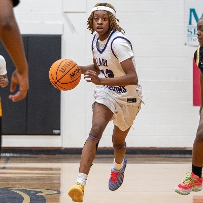 WoodhamAaliyah's profile picture. Sophomore 🏀3rd Year Varsity player🏀15years old🏀Varsity point guard🏀BallIsLife 5’7🏀2028 NCAA ID#2311164137