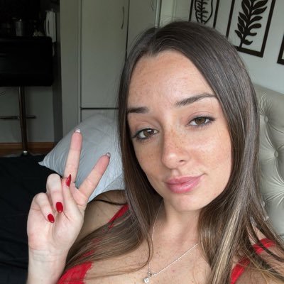 Melissak5h3's profile picture. single woman