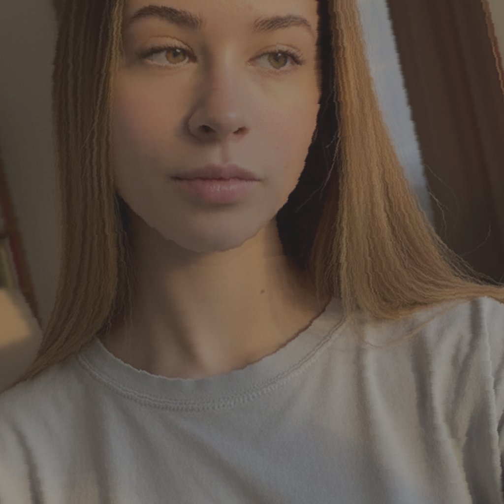 lily_zoe63's profile picture. chaos coordinator. wine enthusiast. currently accepting applications for someone to bring me food. she/her