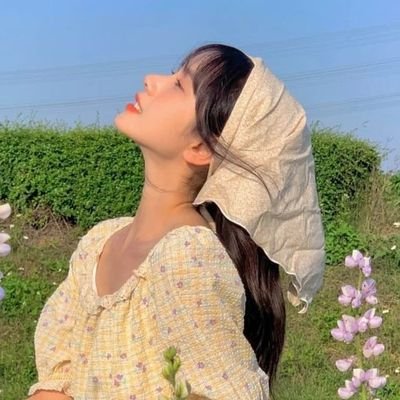 zously's profile picture. 🪻 — small calm corner for elegant and gentle visuals ...ⓘ crafted with intention, meant to feel warm and pretty ‹3