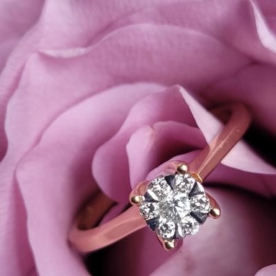 oksanabisocial's profile picture. 