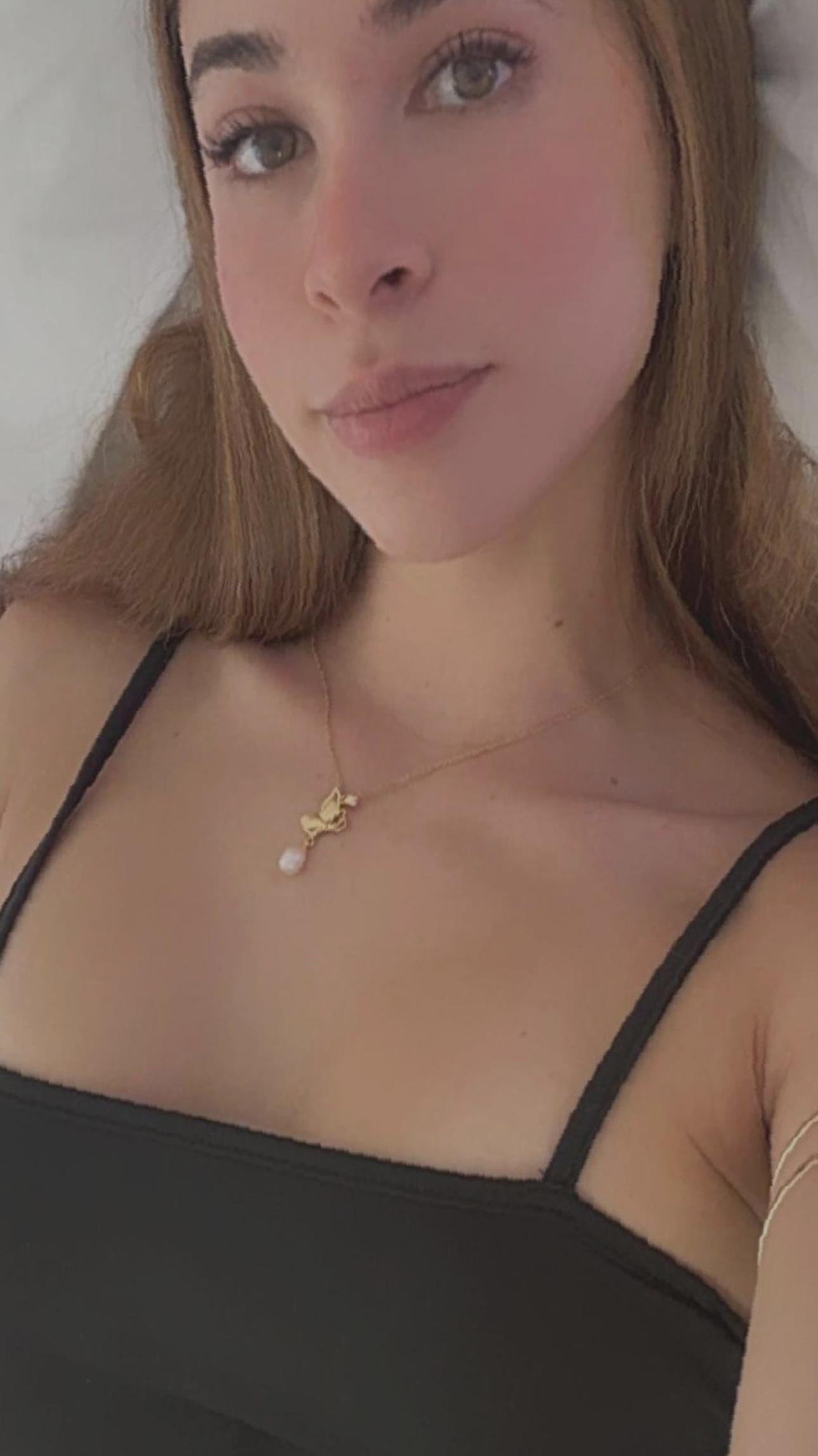 zoely_39's profile picture. unbothered queen