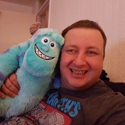 HungyAndy's profile picture. 🇬🇧🇭🇺 Hard Rocking, Taxi Driving, Headbanging, Air Guitar Playing, Singing, Computer Coding Geezer!!!