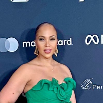 VanniiAnderson's profile picture. Chief Cloud and AI Architect at Microsoft, #Azure, #Cybersecurity, #CloudComputing, #Mentor, #STEM, #Travel, #Womenintech. All views are my own.