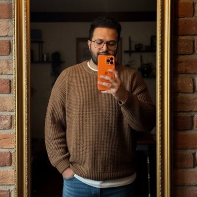 3rafat100's profile picture. مُصمم جرافيك |  Graphic Designer