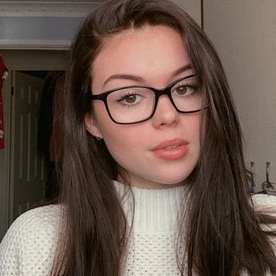 GoingOnMia's profile picture. 18 years old. Ballerina. Wannabe slut