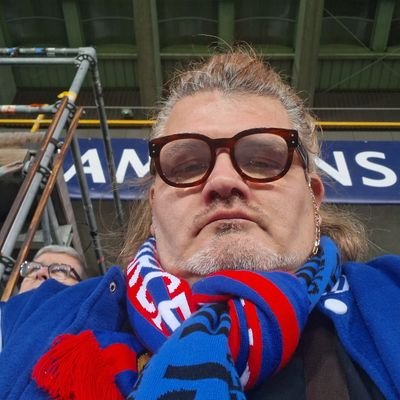 TomMorel4's profile picture. Realistisch vooruitziende optimist.
Laat goed zijn wat goed is.
Je pense donc je suis!
Just be...