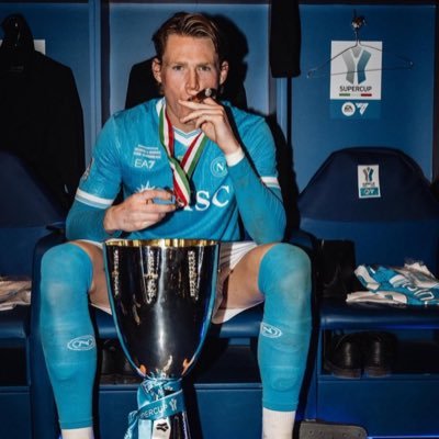 majewsky2000's profile picture. 25 🇮🇹🇵🇱, il calcio e il @sscnapoli la mia vita, nuovamente campione d’italia !!! 4️⃣💙