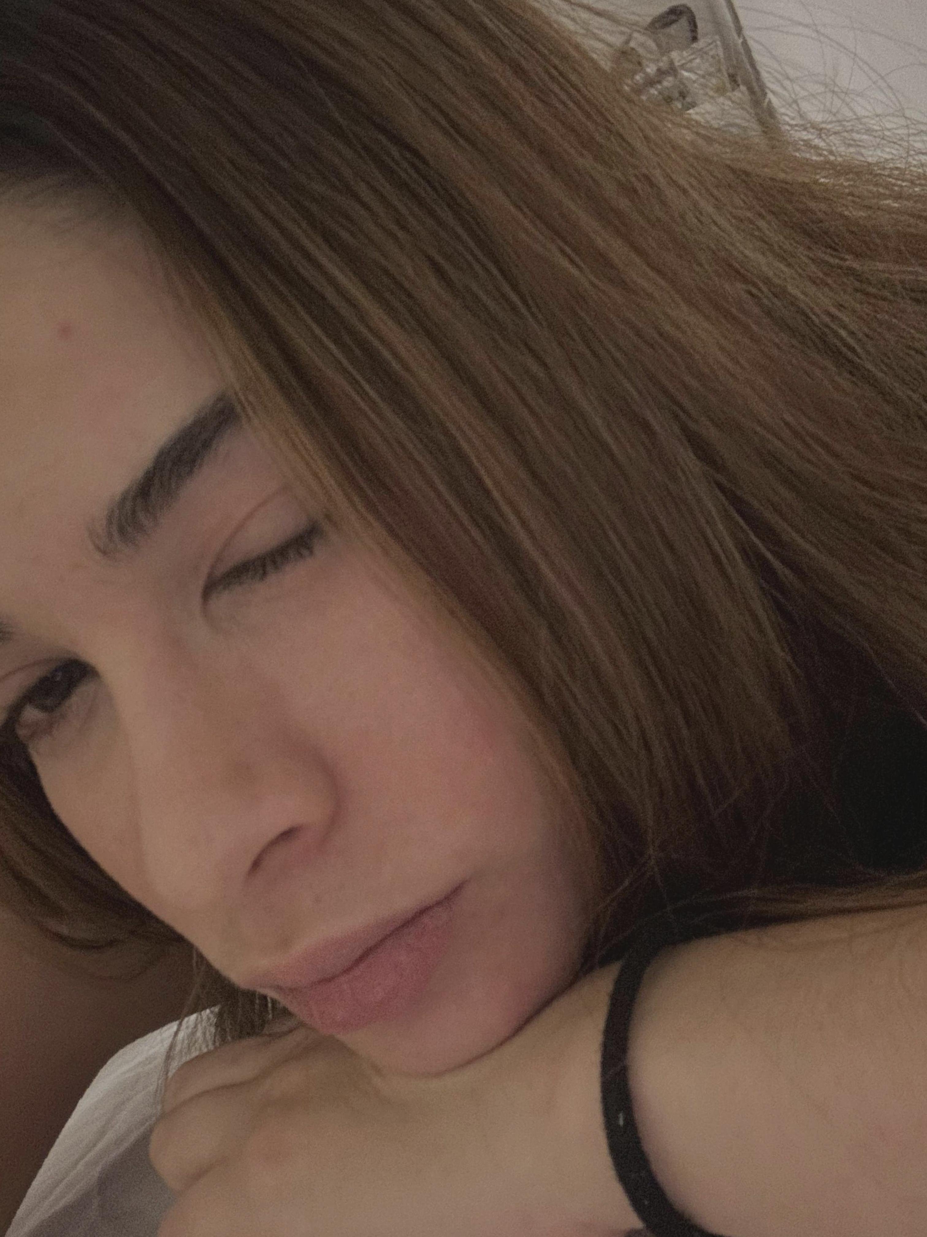 prettyzoe52's profile picture. living my best life ✨