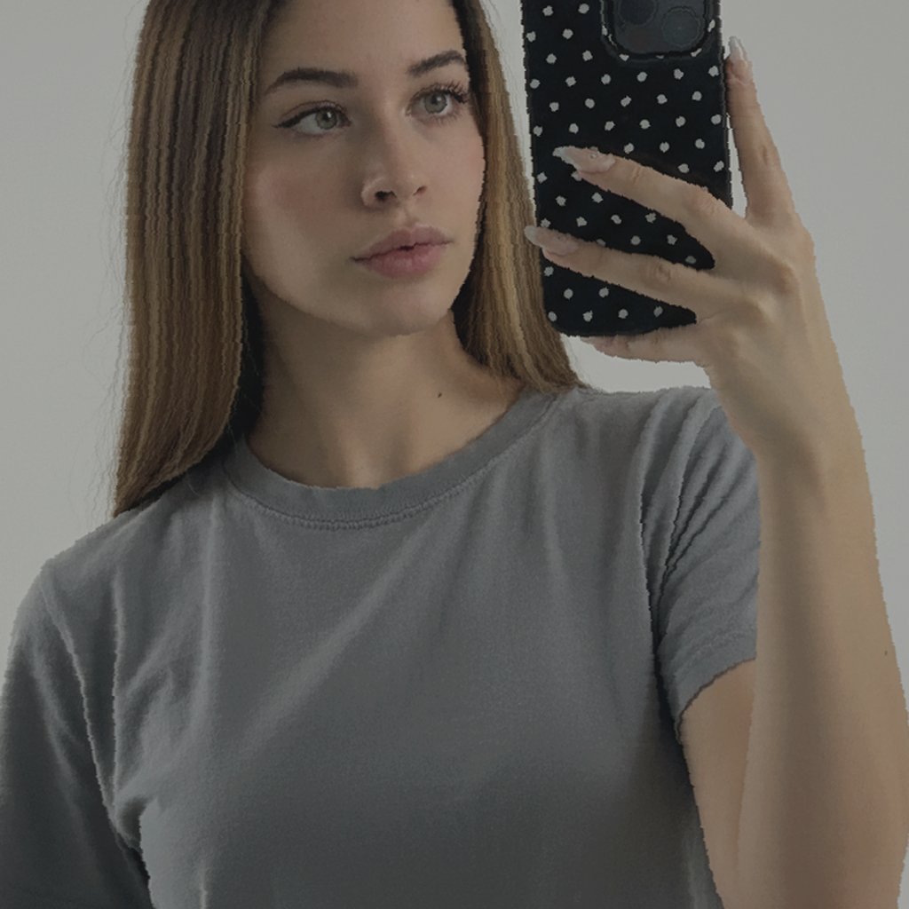 zoebelle76's profile picture. snack queen 👑