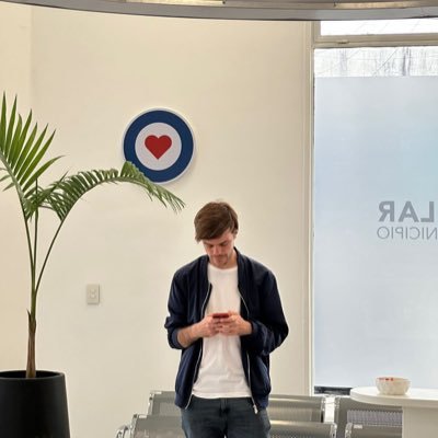 ManuTorres_95's profile picture. Cuervo