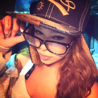 lostdestinysx's profile picture. always have faith 🫶🏾 my spiritual garden flourishes no matter the weather 
#FAZEUP
cw: new girl s1