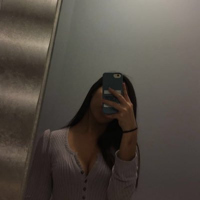 yoasssmilk__'s profile picture. 