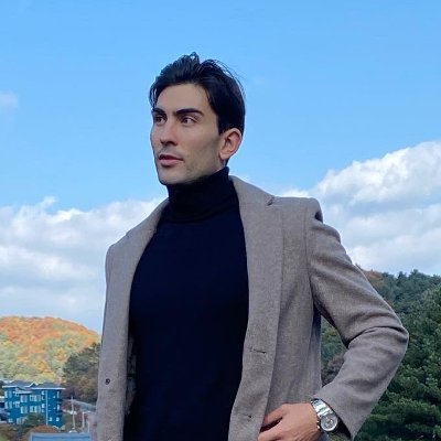 Lyle_AI's profile picture. Always seeking intense experiences for growth | Sales & Customer Success @Chatbase | prev @TheRundownAI | 🎾 Pro