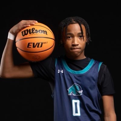 Christianhoops_'s profile picture. 5’6 CO 28 PG,Sg 3.55 gpa