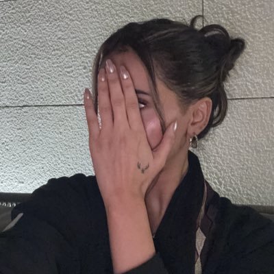 xiiliva's profile picture. not bad