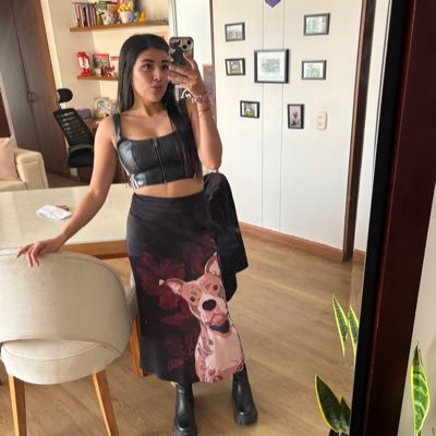 Tefi_24nb's profile picture. MÉDICA VETERINARIA🐶🐱
Adara amor de mi vida Amarilla💛Independiente Santa Fe toda la vida♥️
Intentando encontrarle hogar a un montón de perritos y gatitos🏡🐶