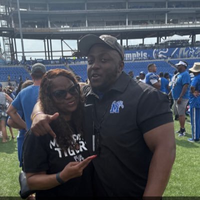 jarrell9992's profile picture. Matthew 5:9 | Ball State Grad | Memphis FB S&C 🏋🏾‍♂️| 1911⚡️ | Rip Pops & Grandma🖤|