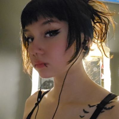 xxvamprxx's profile picture. 1900 yrs old