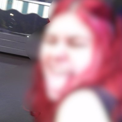 elliejaymesx's profile picture. 24 • your new owner.