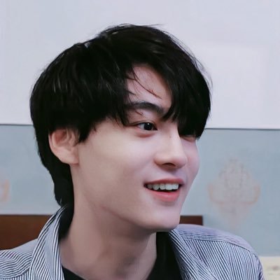 MamaofLionRabb1's profile picture. 