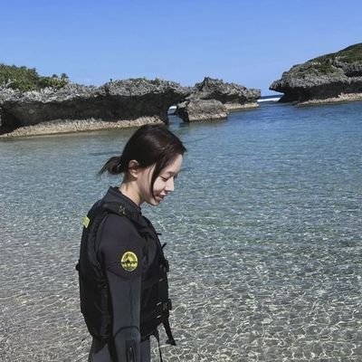 drwhatatragedy's profile picture. puppygirl yuri lover #48